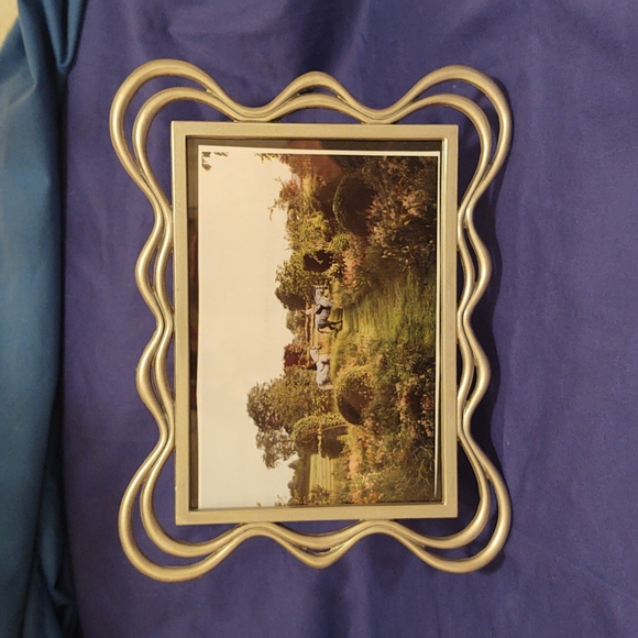 Umbra Brand Brushed Nickel Picture Frame NWOT - Picture 1 of 11